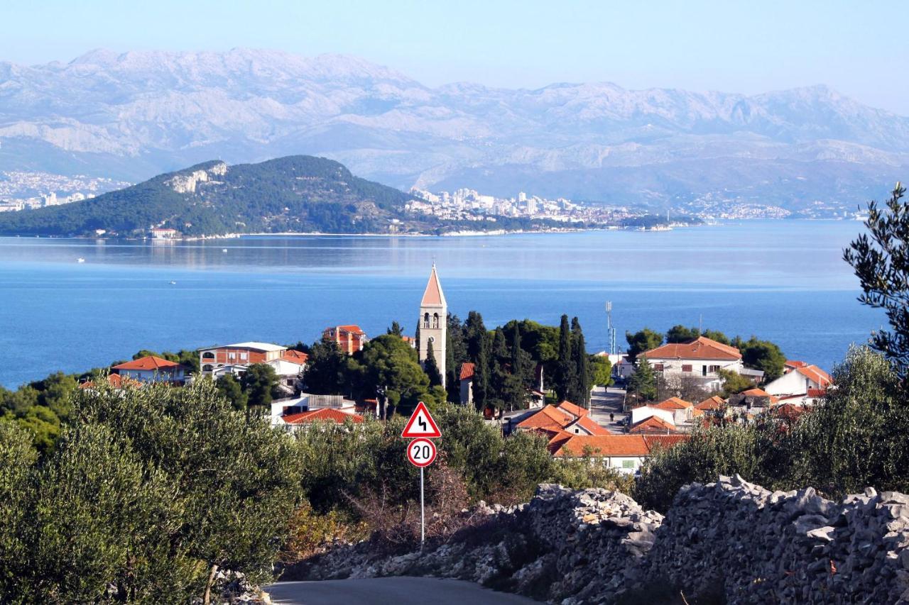 Apartments By The Sea Slatine, Ciovo - 14541 Exterior foto