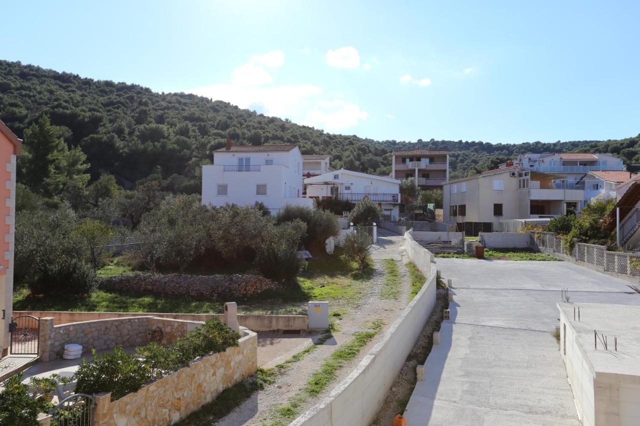 Apartments By The Sea Slatine, Ciovo - 14541 Exterior foto