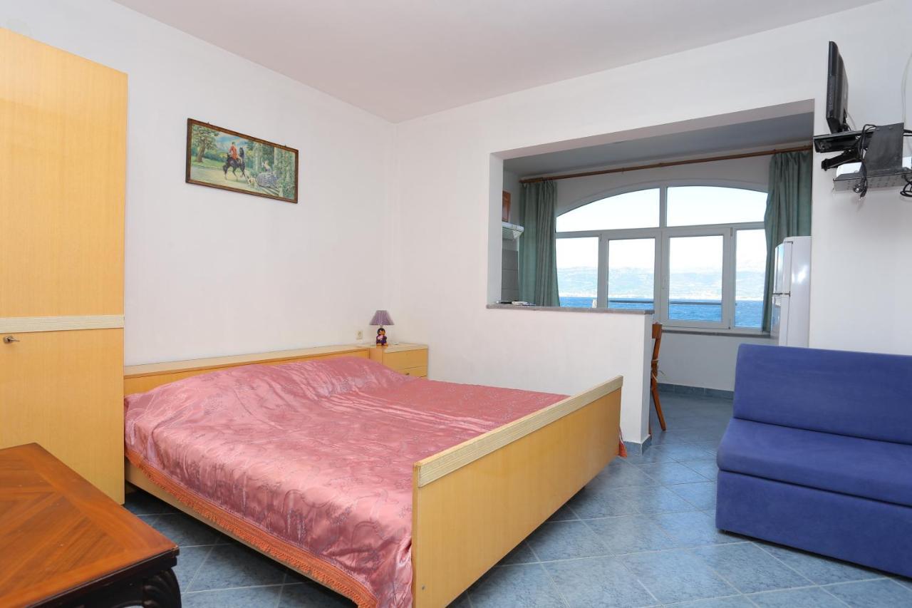 Apartments By The Sea Slatine, Ciovo - 14541 Exterior foto