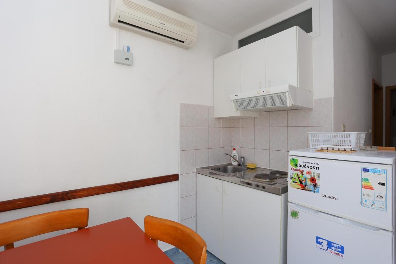 Apartments By The Sea Slatine, Ciovo - 14541 Exterior foto