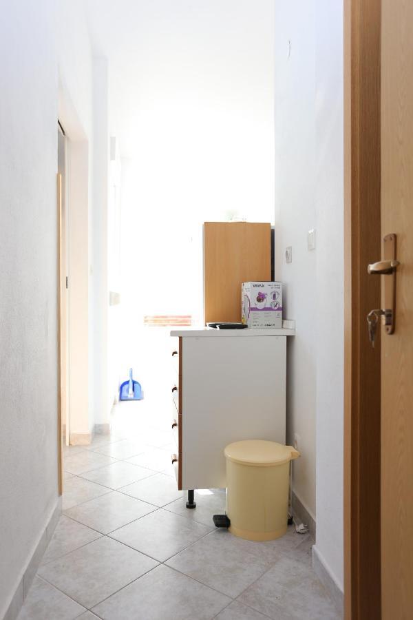 Apartments By The Sea Slatine, Ciovo - 14541 Exterior foto
