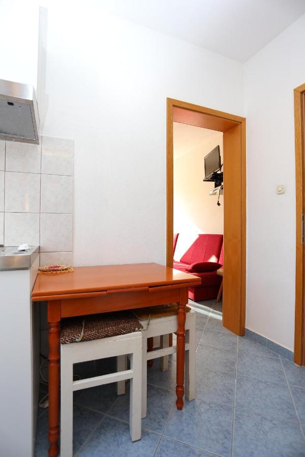 Apartments By The Sea Slatine, Ciovo - 14541 Exterior foto