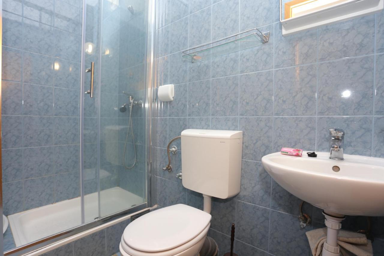 Apartments By The Sea Slatine, Ciovo - 14541 Exterior foto