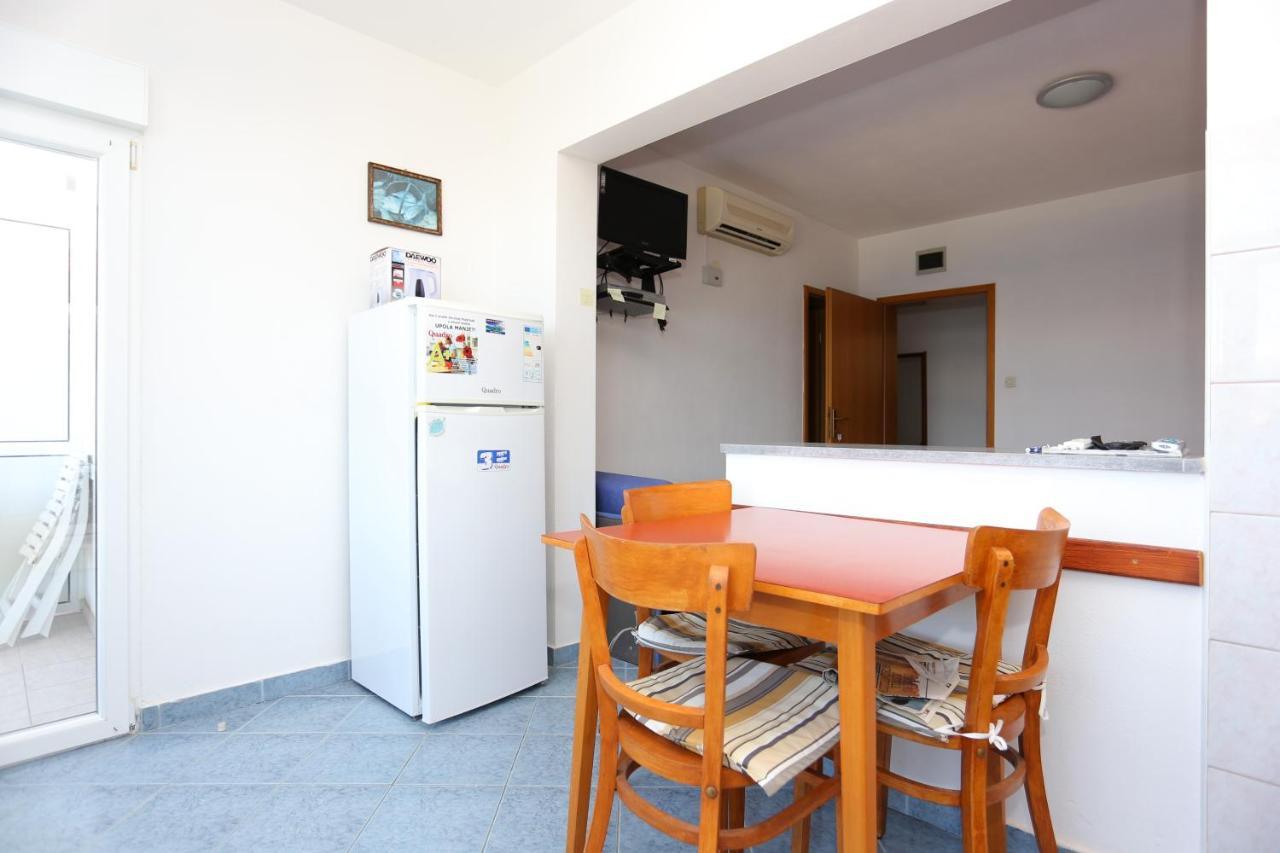 Apartments By The Sea Slatine, Ciovo - 14541 Exterior foto
